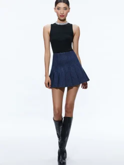 AMITY EMBELLISHED NECK CROPPED TANK