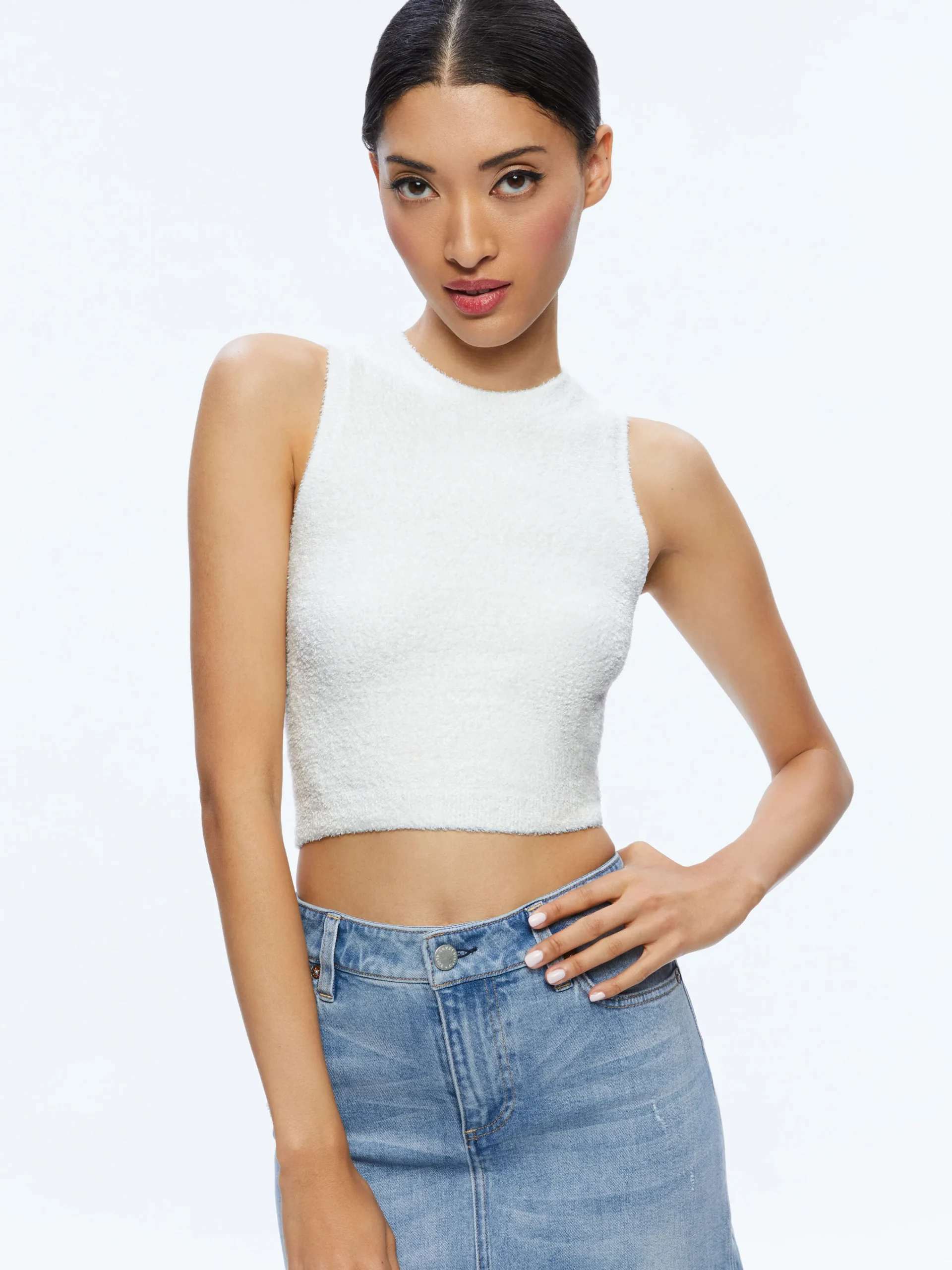 AMITY SLEEVELESS CROPPED TANK