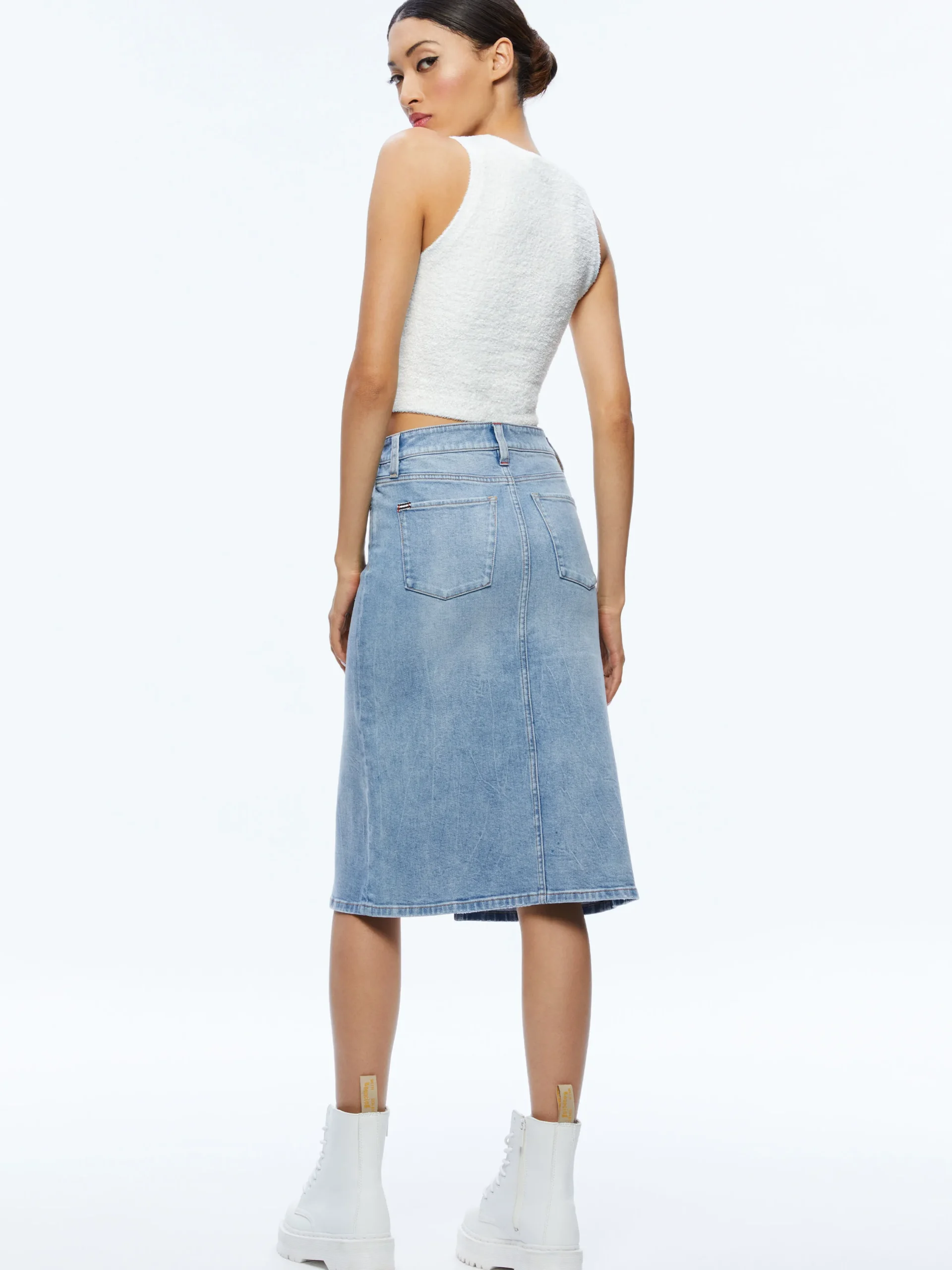 AMITY SLEEVELESS CROPPED TANK