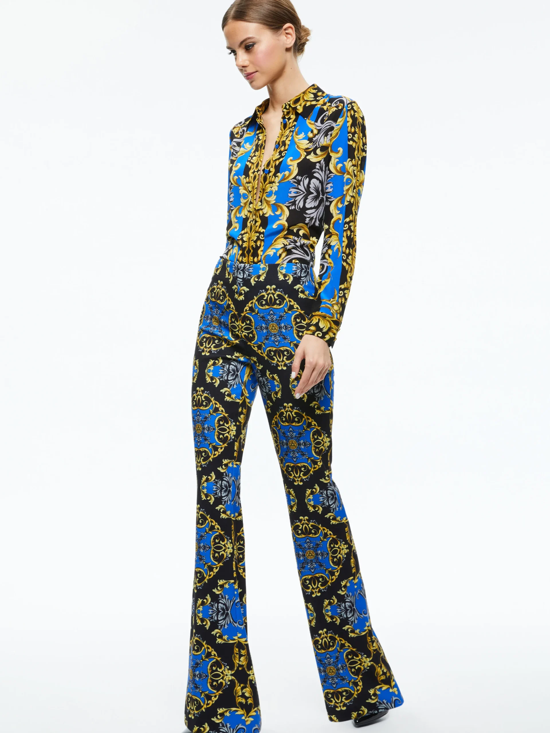 BREANN FITTED BLAZER + TEENY FIT FLARE BOOTCUT PANT