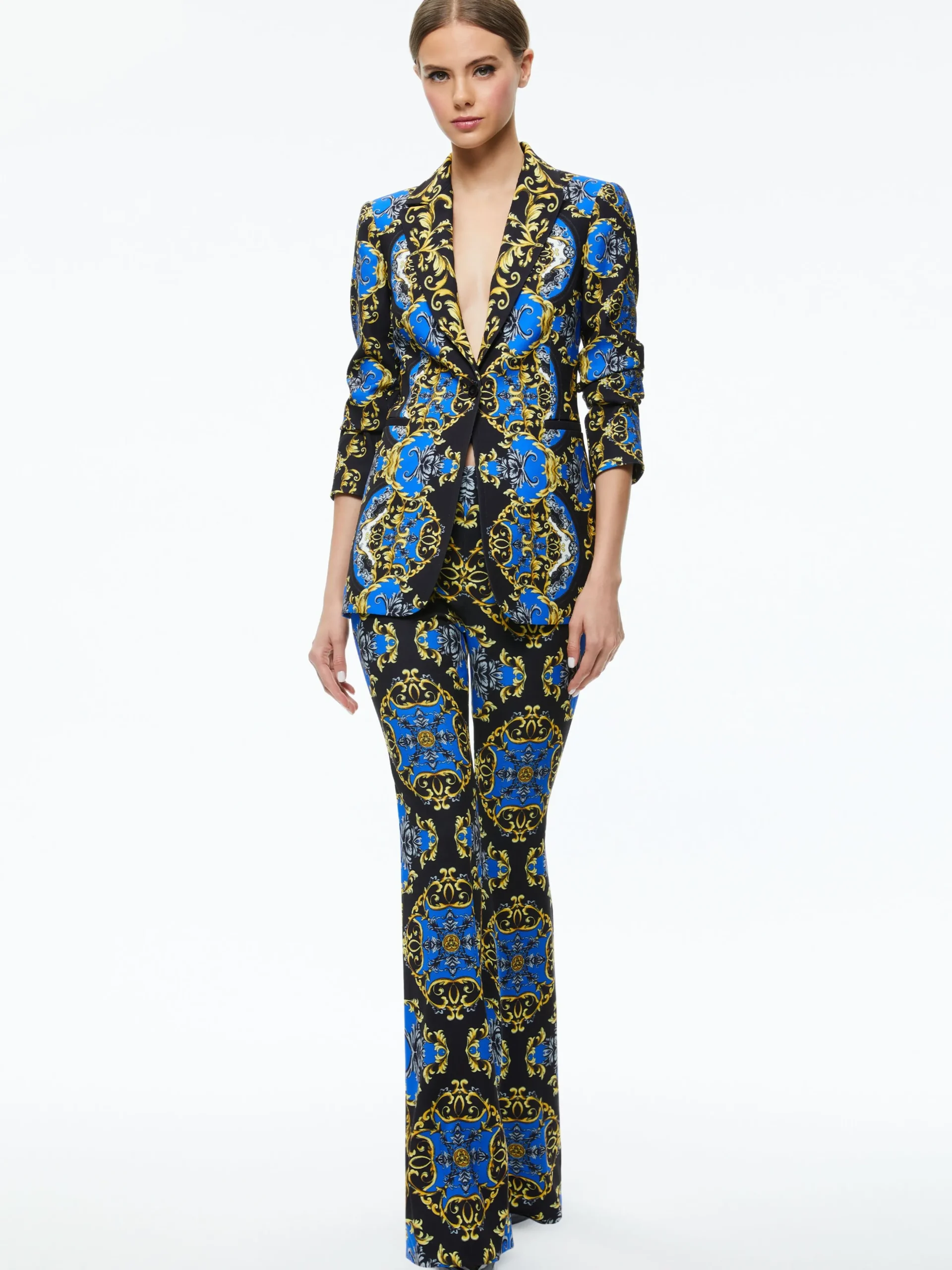 BREANN FITTED BLAZER + TEENY FIT FLARE BOOTCUT PANT