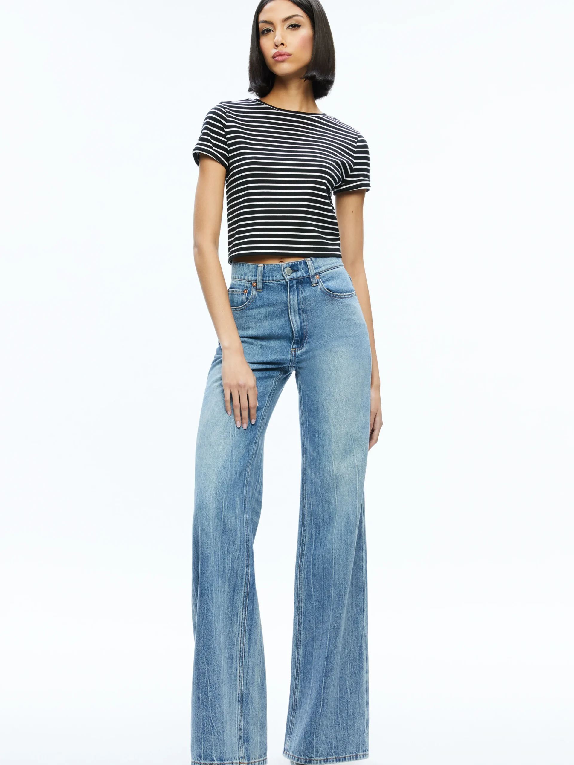 CINDY CLASSIC CROPPED TEE
