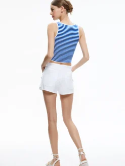 DARYN BUTTON FRONT CROPPED TANK
