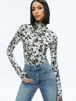 DELAINA TURTLENECK TOP