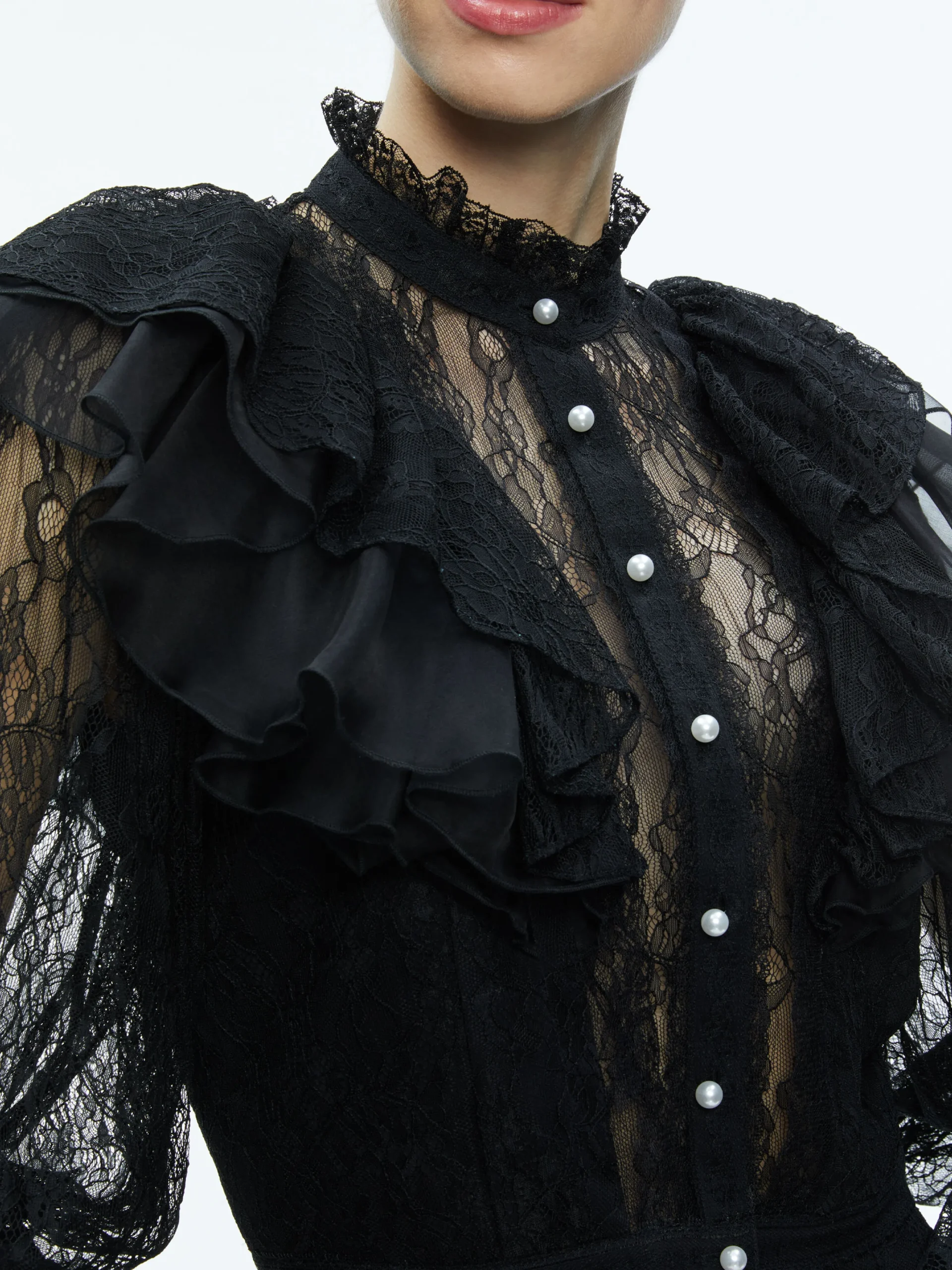 DELPHA RUFFLE LACE BLOUSON SLEEVE CROPPED TOP