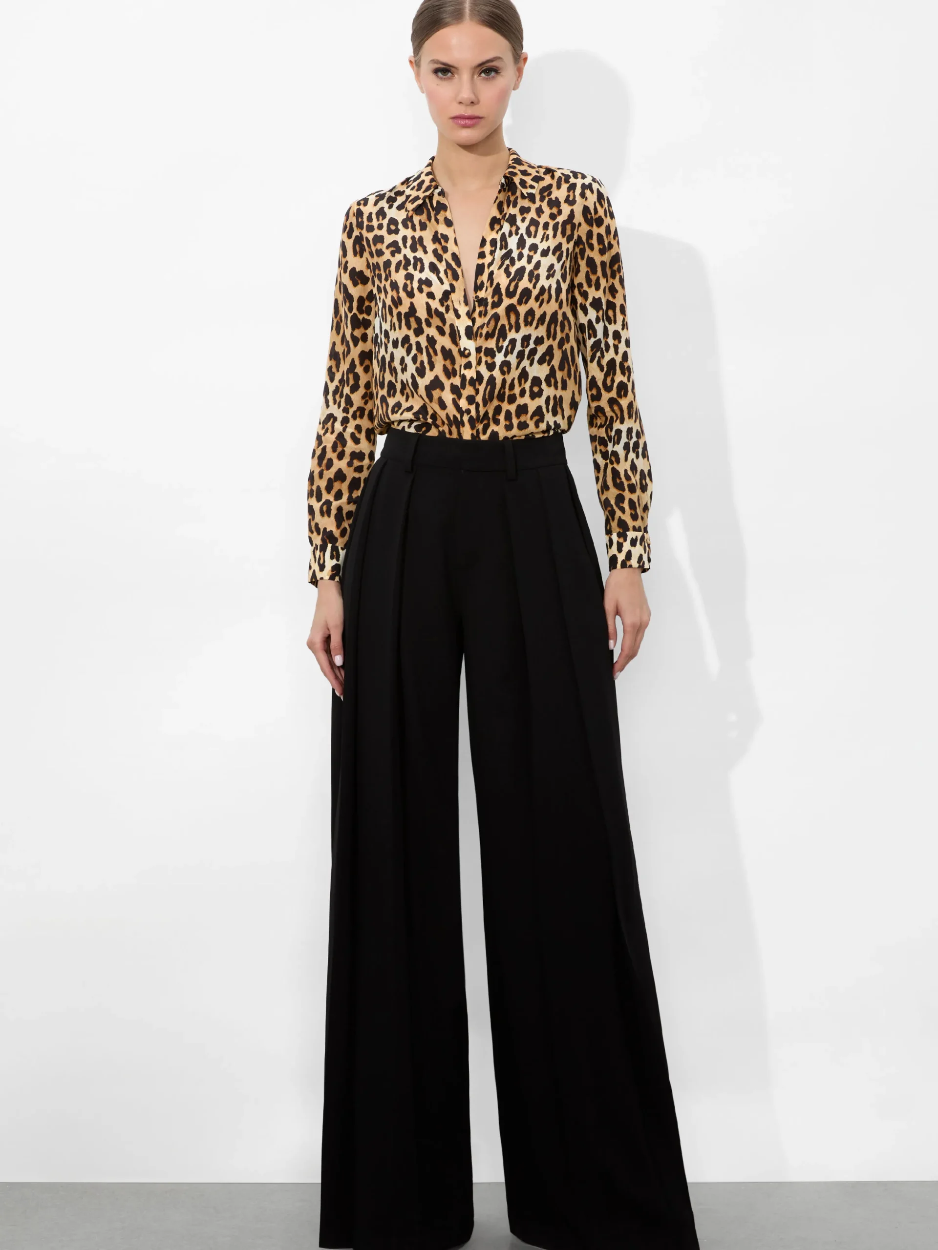 ELOISE BUTTON DOWN LEOPARD BLOUSE