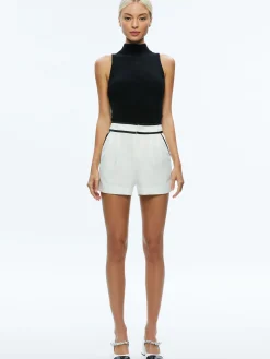 ESTA PLEATED CONTRAST TRIM SHORT