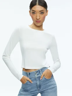 FITTED TEE