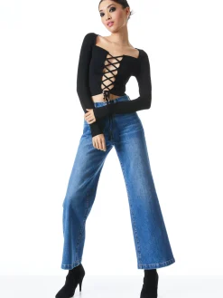 HILARIA LACE FRONT TOP