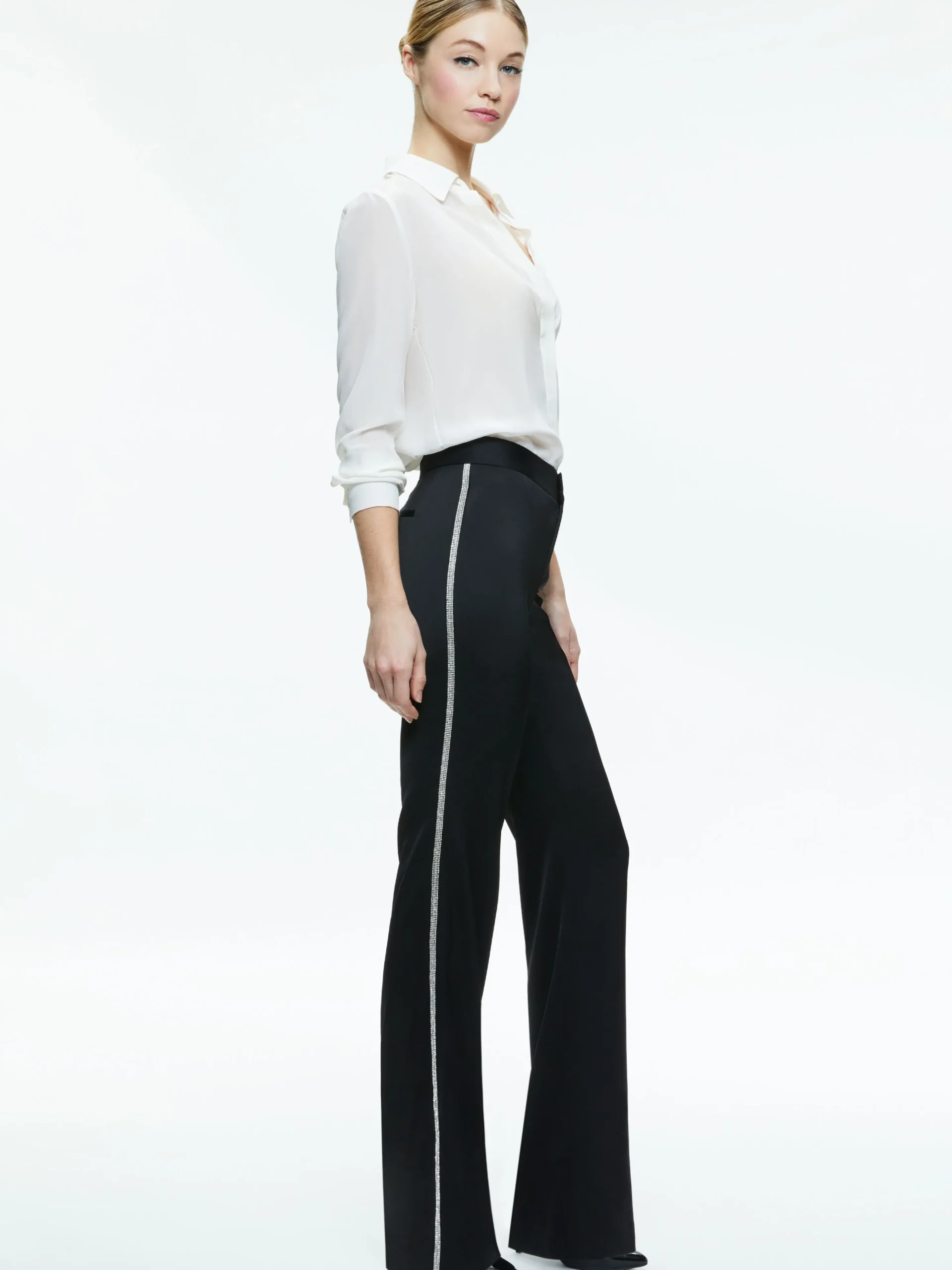 LIVI EMBELLISHED SIDE STRIPE PANT