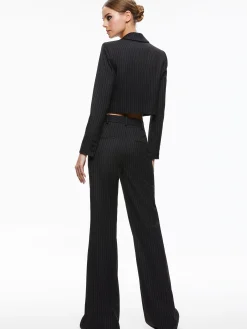 MYA CROPPED NOTCH COLLAR BLAZER
