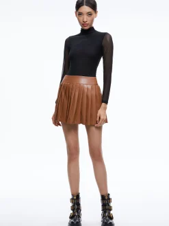 PURA VEGAN LEATHER PLEATED SKORT