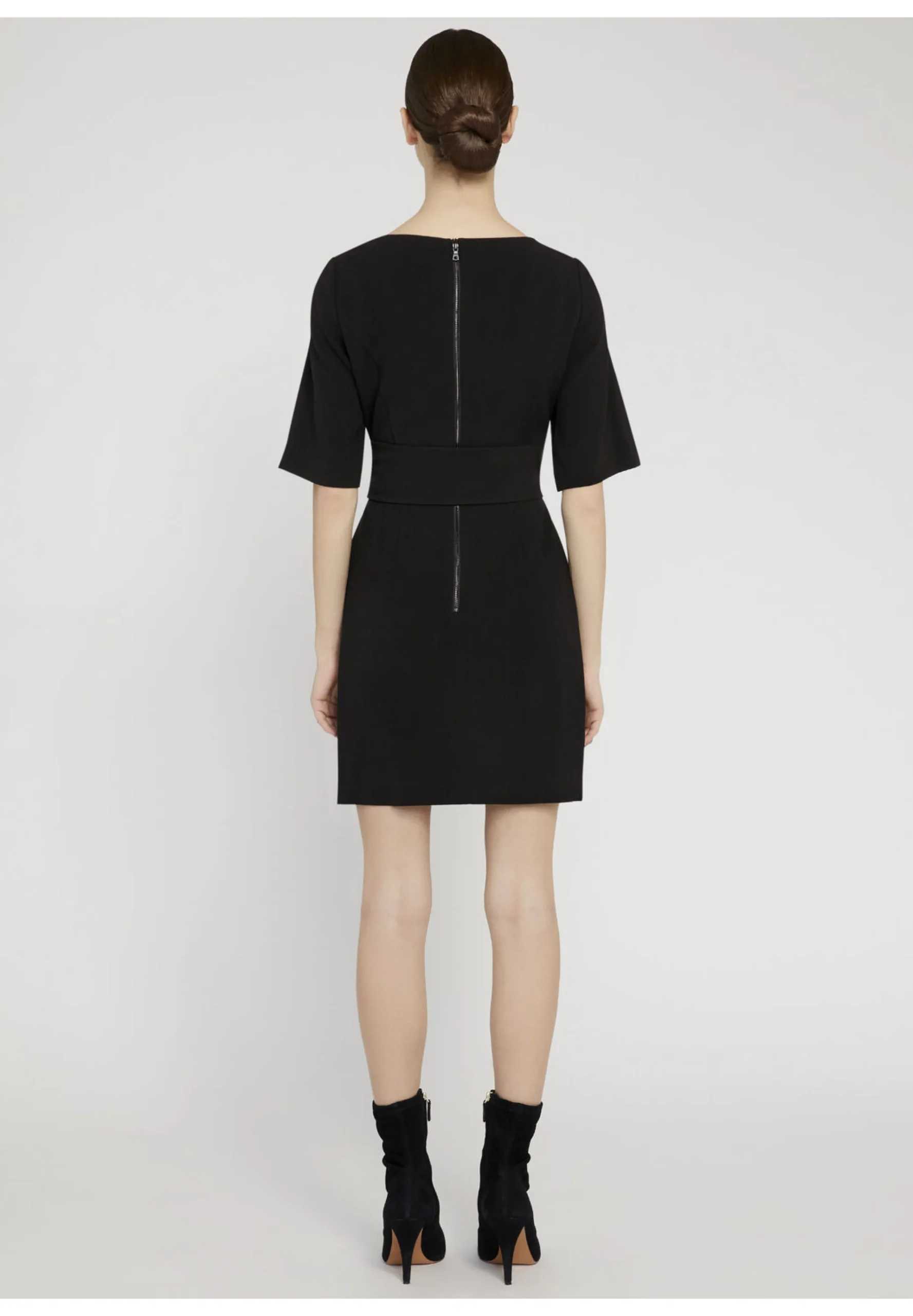 VIRGIL BOAT NK DRS W WRAP BELT
