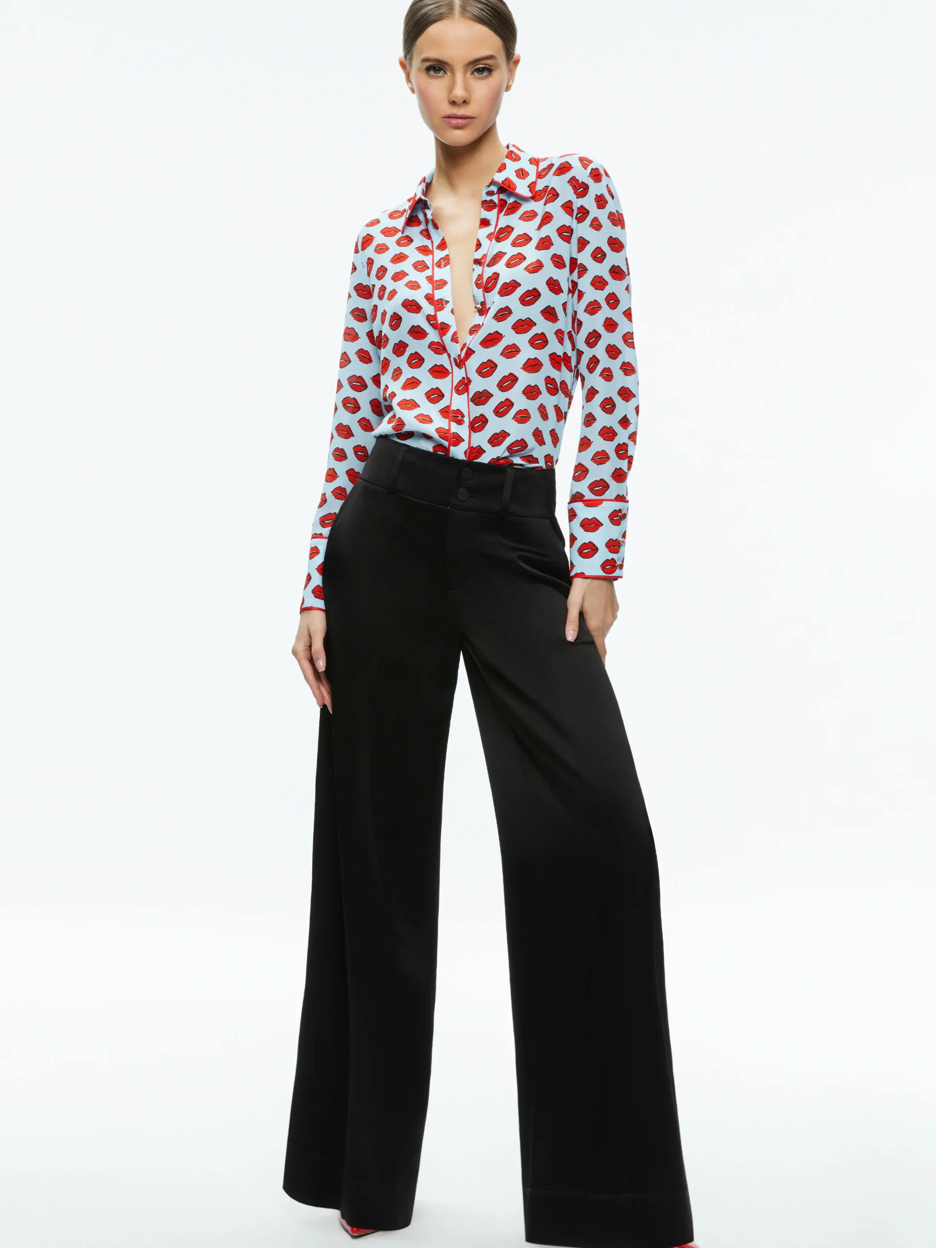 WILLA PLACKET TOP WITH PIPING