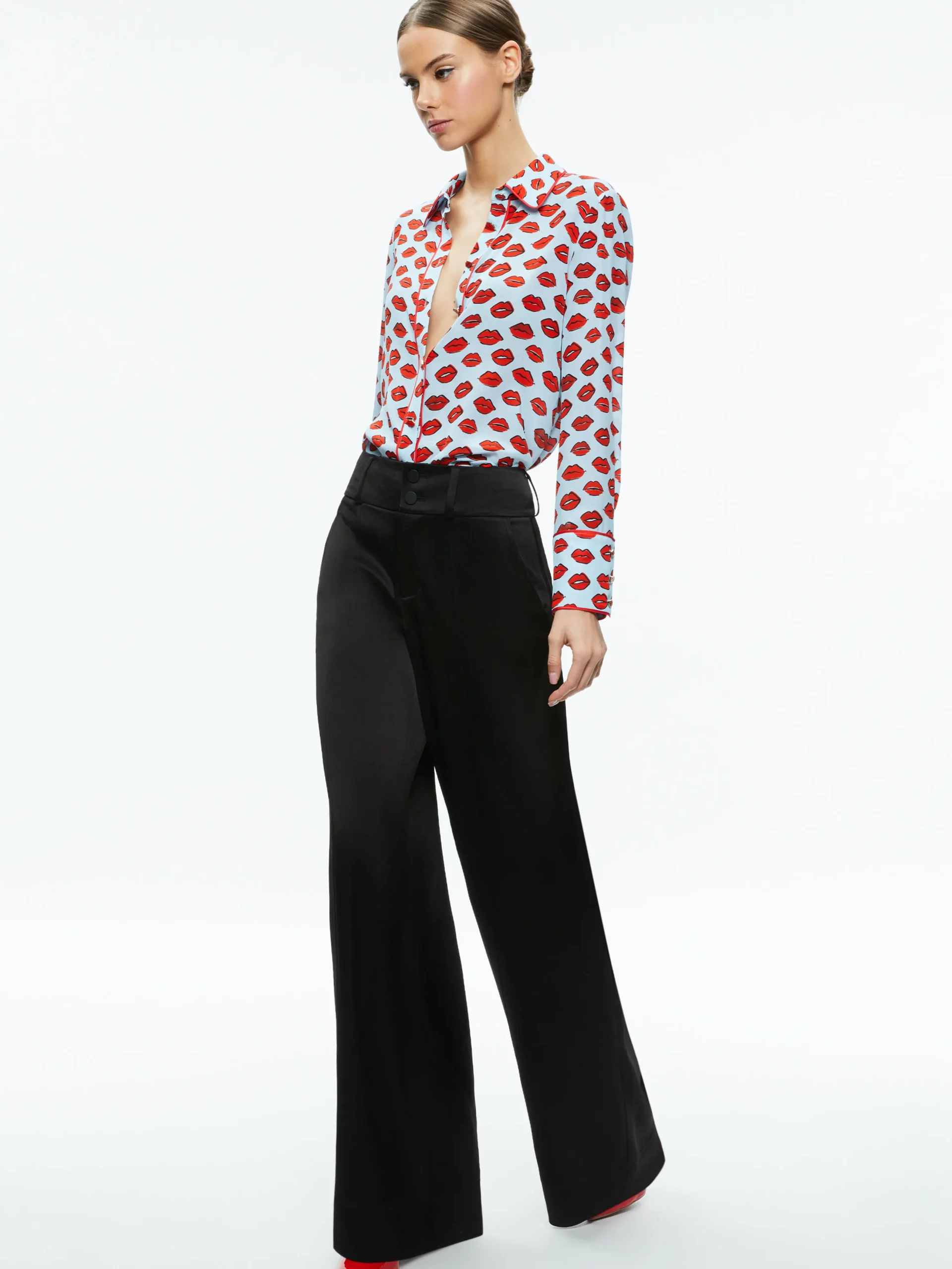 WILLA PLACKET TOP WITH PIPING